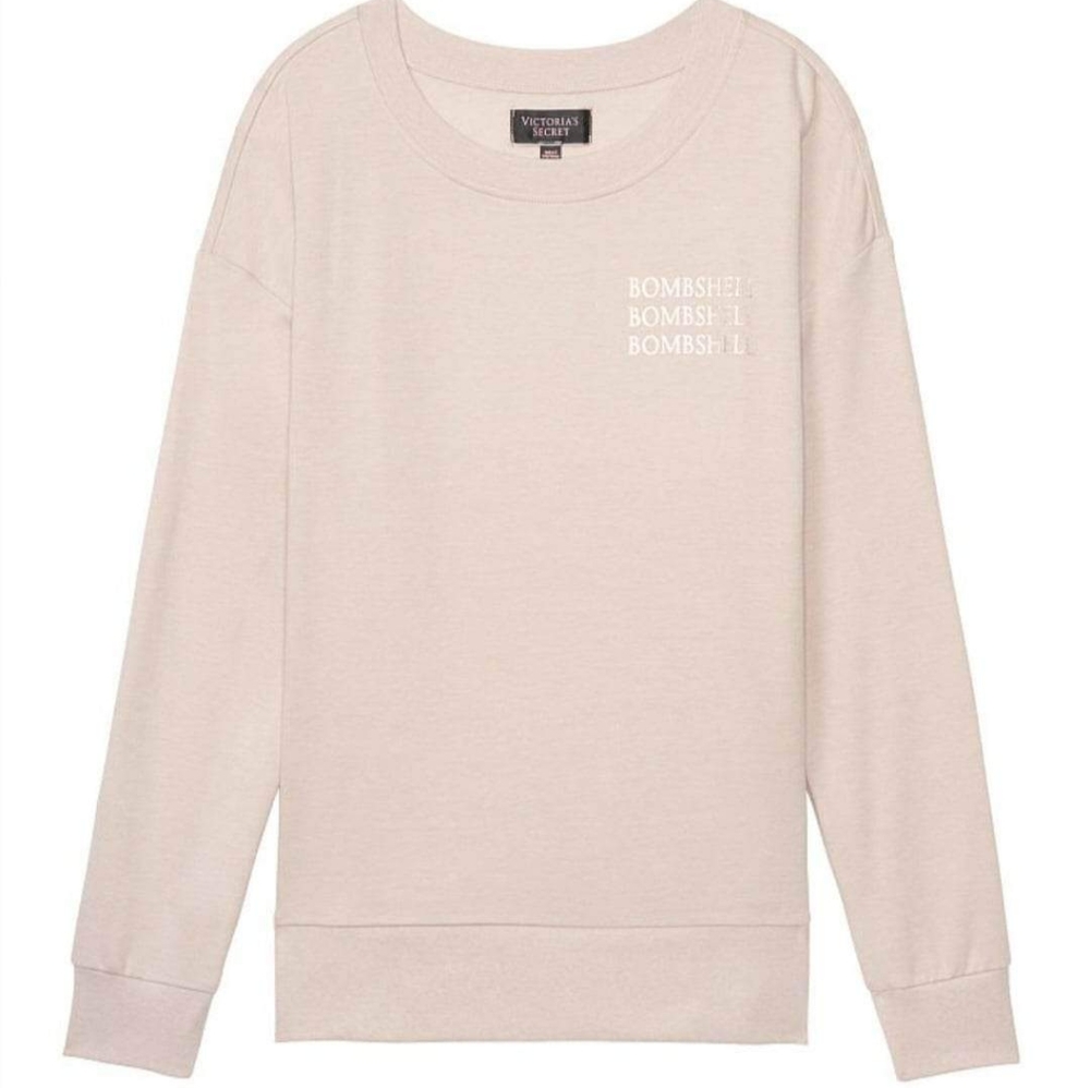 Victoria secret Fleece Crewneck Size Medium NIP - Picture 1 of 11